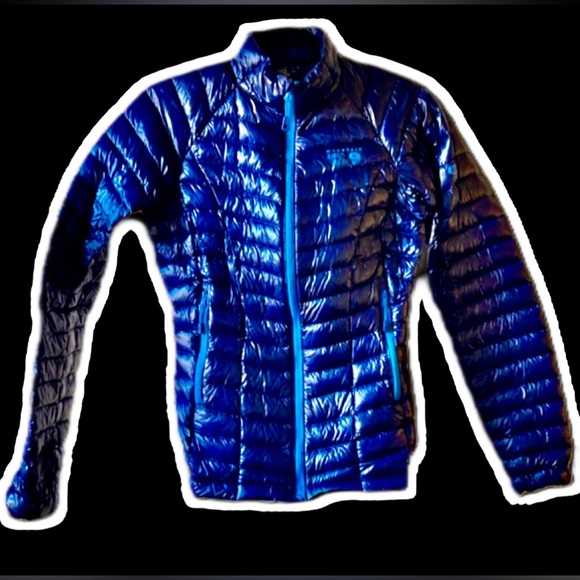 Mountain Hardwear® Women’s Ghost Whisperer™ Puffy Down-Insulated Jacket Blue (S) - Picture 13 of 17